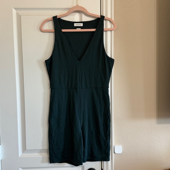 Aritzia Babaton Contour V-neck Romper - Picture 1 of 7